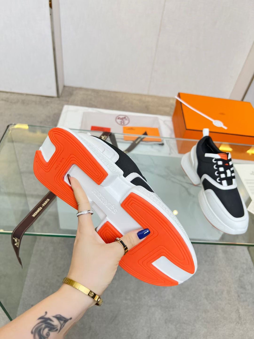 A-Sneakers
