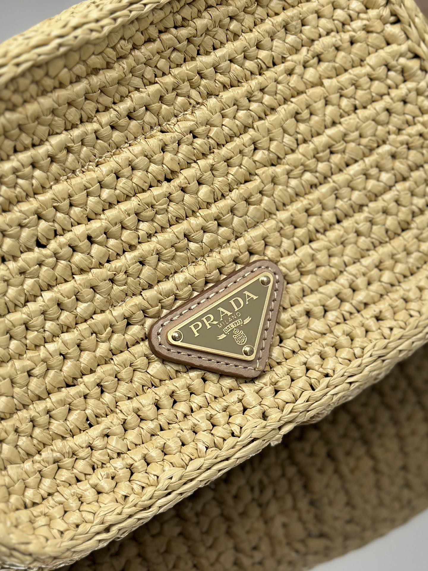 P-Shoulder Bag