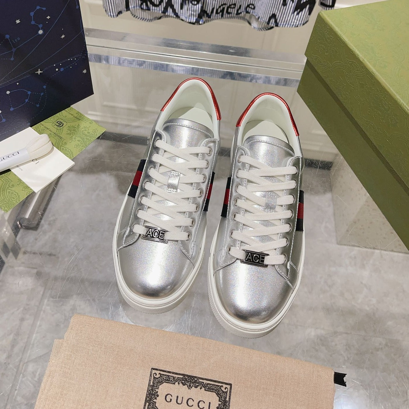 G-Sneakers