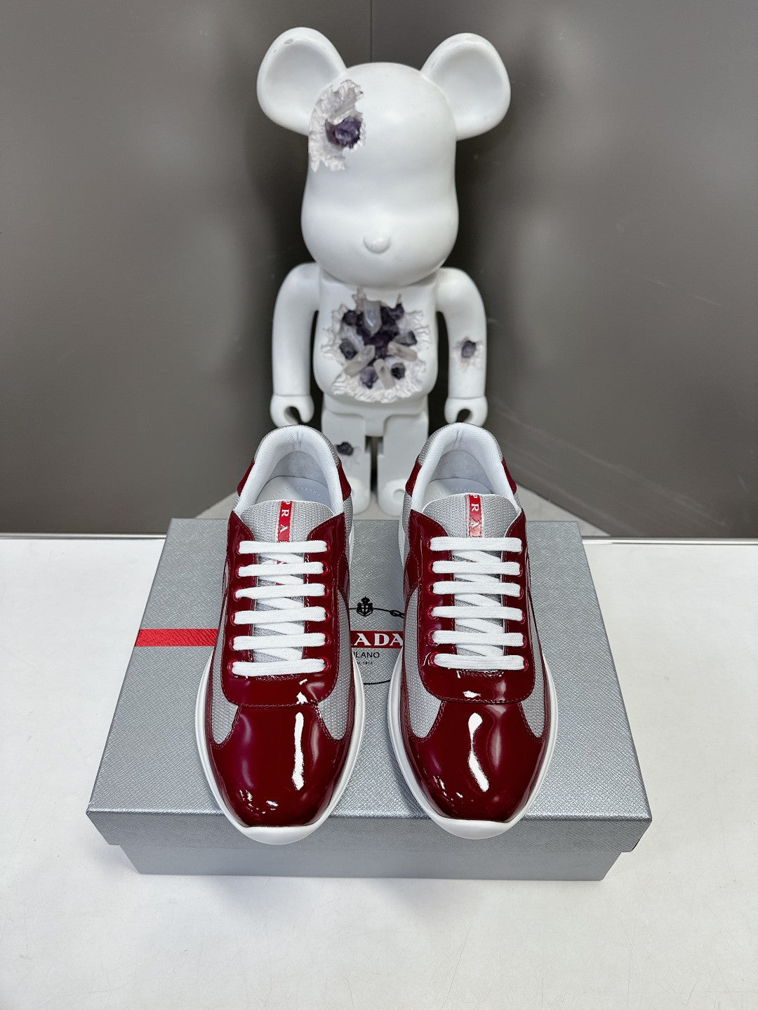 P-Sneakers