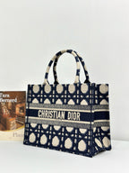 D-Book Tote