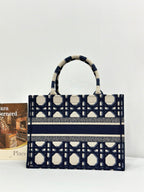 D-Book Tote