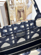 D-Book Tote