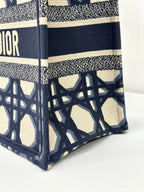 D-Book Tote