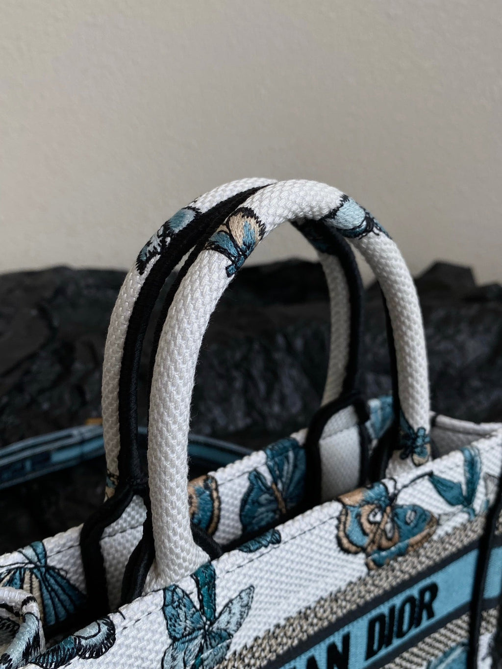 D-Book Tote