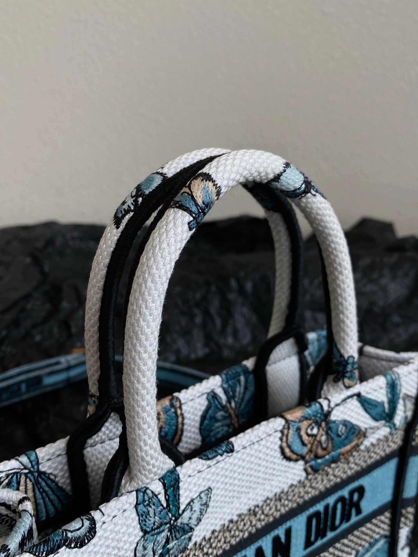 D-Book Tote