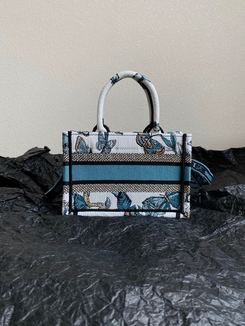 D-Book Tote