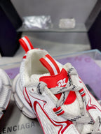 B-Sneakers