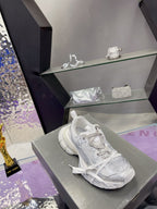 B-Sneakers