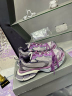 B-Sneakers