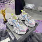B-Sneakers