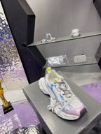 B-Sneakers