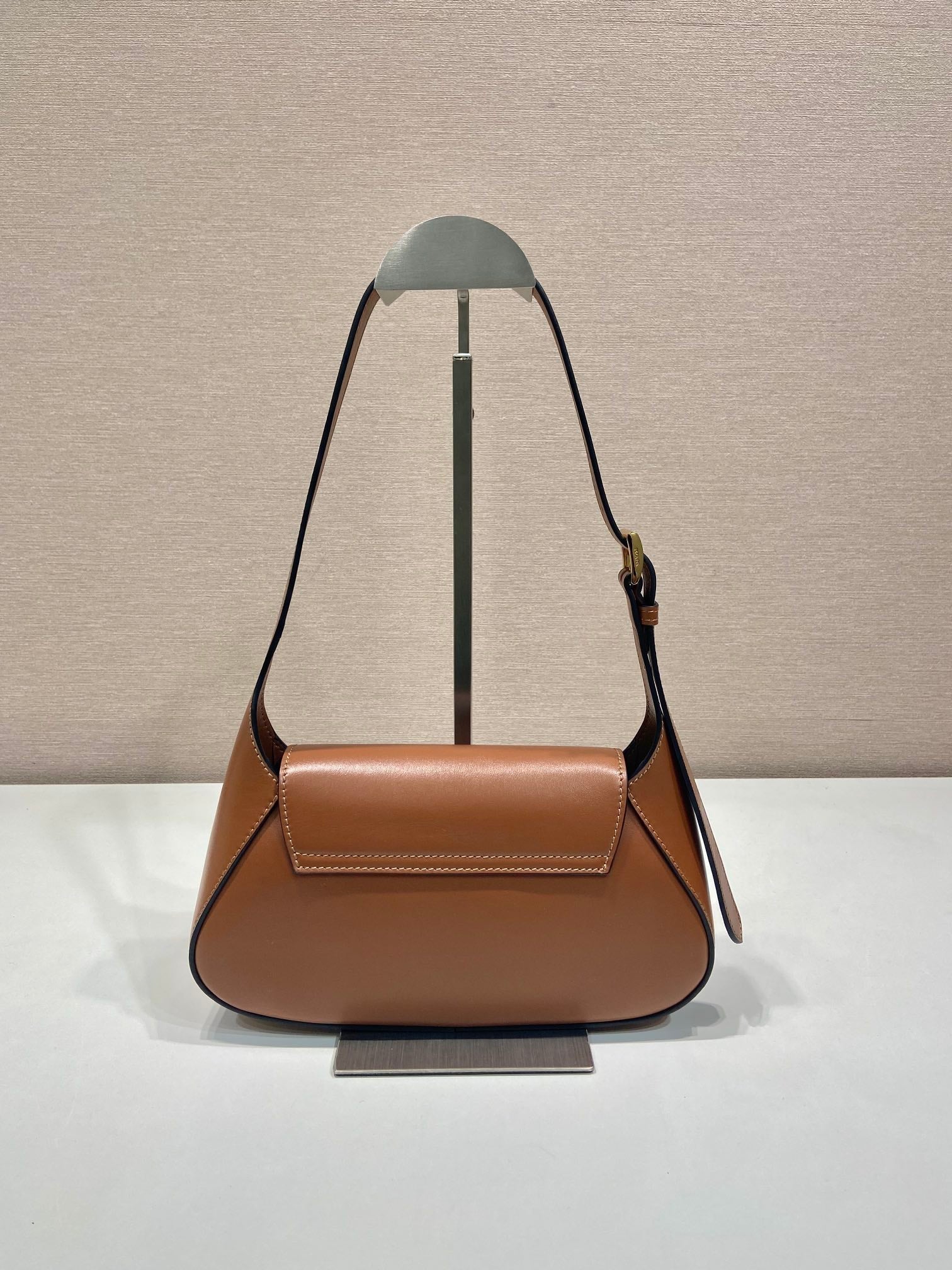 P-Shoulder Bag