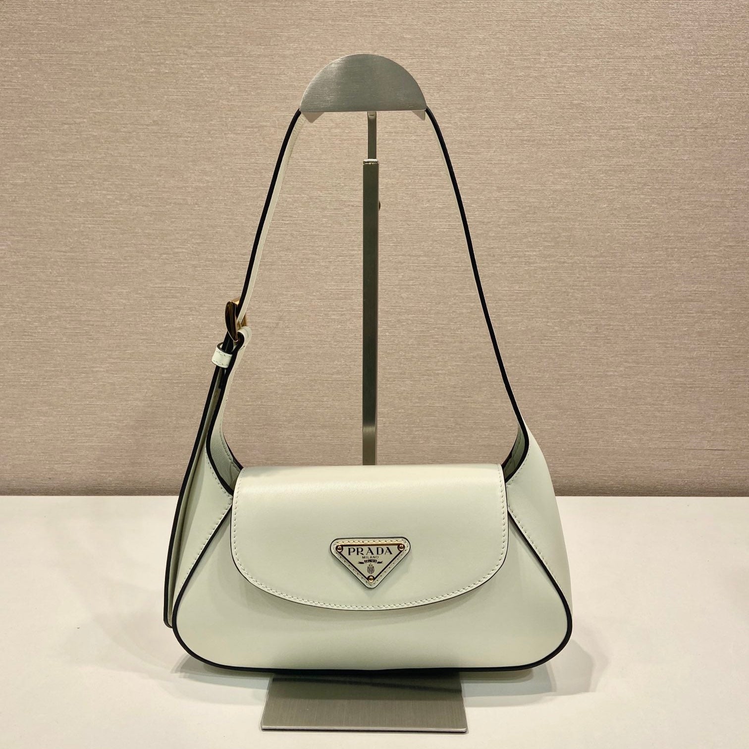 P-Shoulder Bag