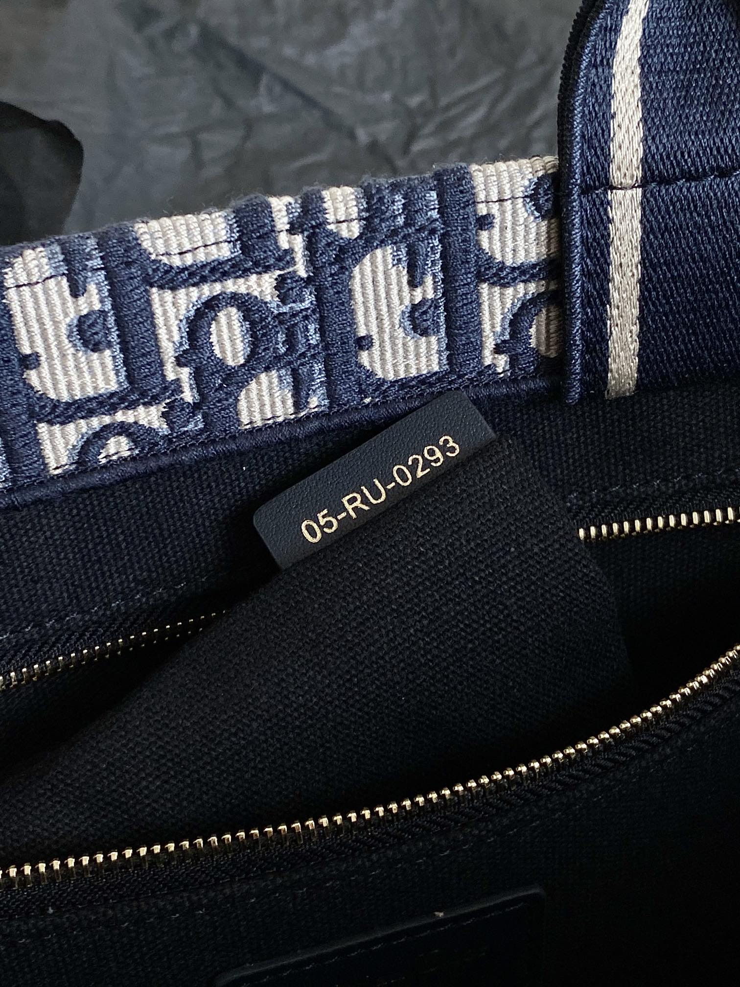 D-Book Tote