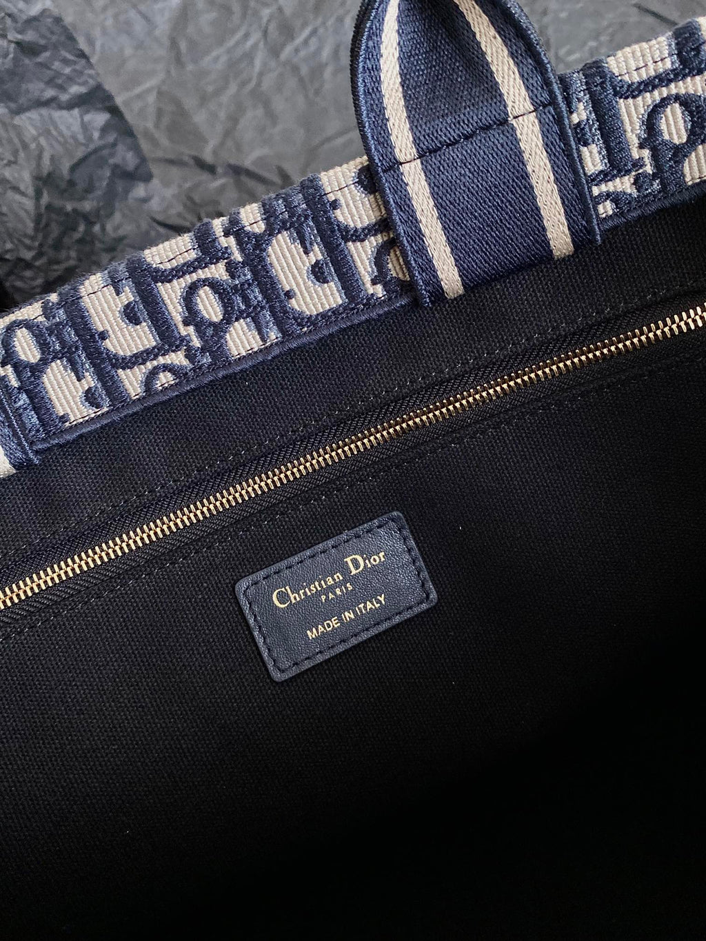 D-Book Tote