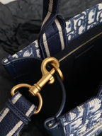 D-Book Tote
