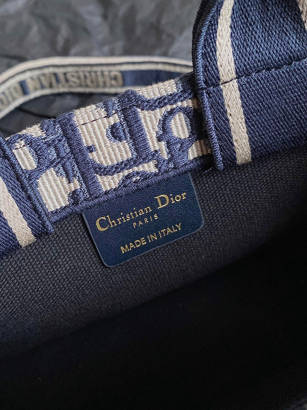 D-Book Tote