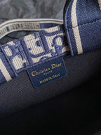 D-Book Tote