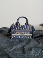 D-Book Tote