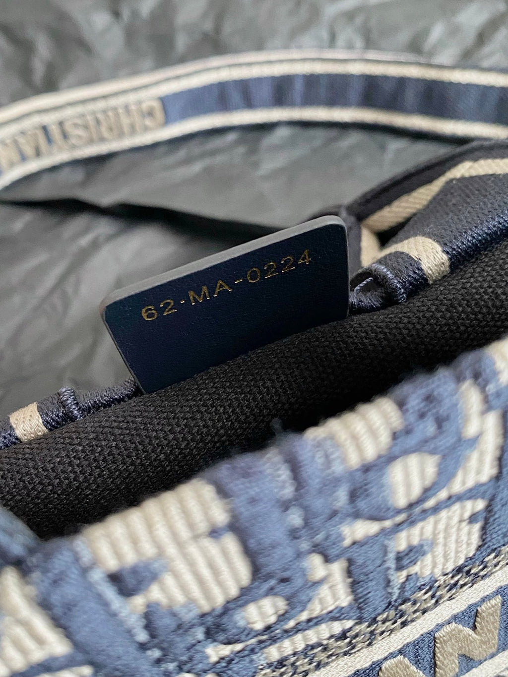 D-Book Tote