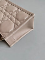 D-Book Tote