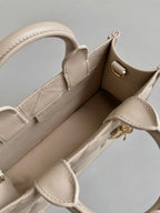 D-Book Tote