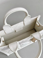 D-Book Tote