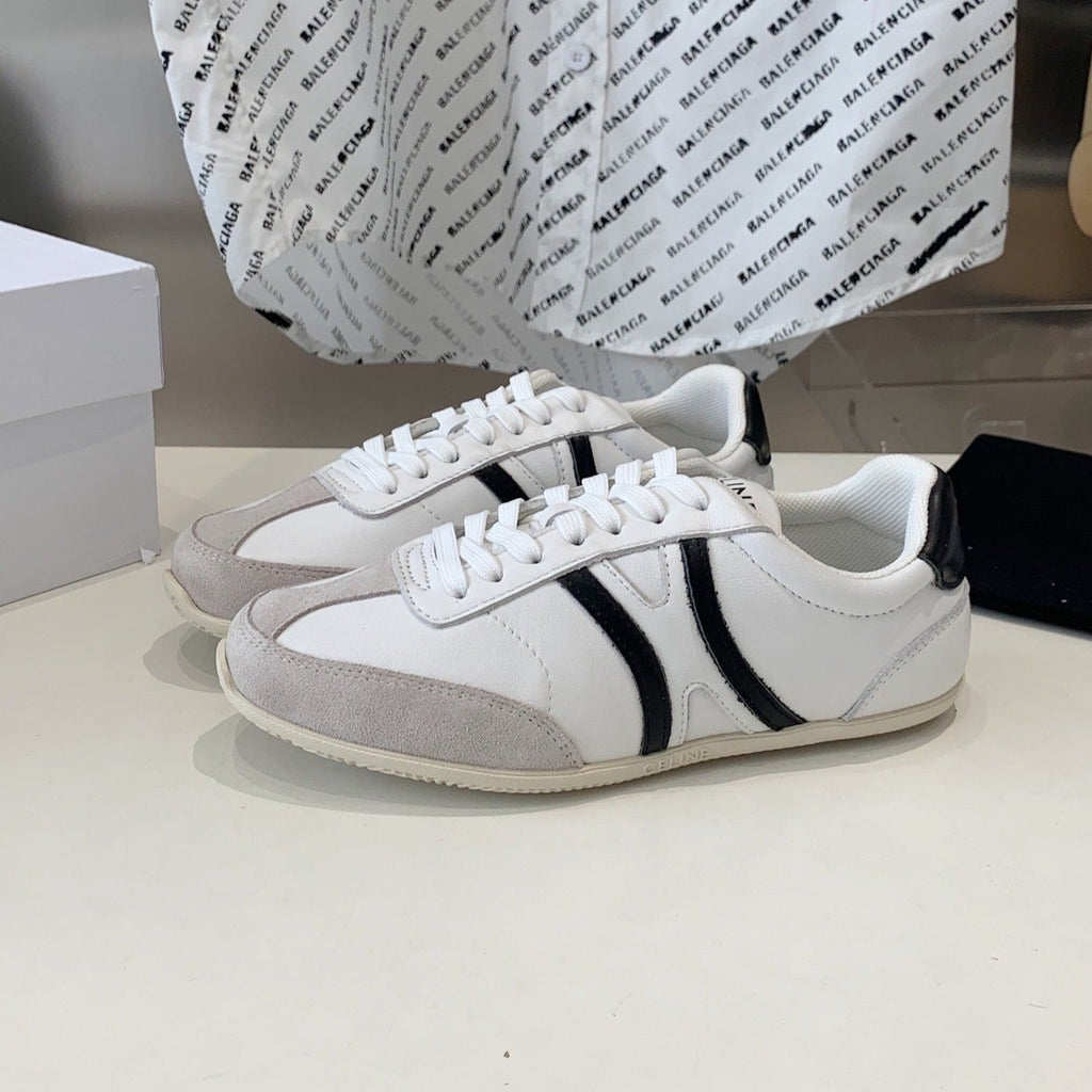 S-Sneakers