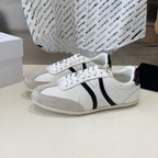 S-Sneakers