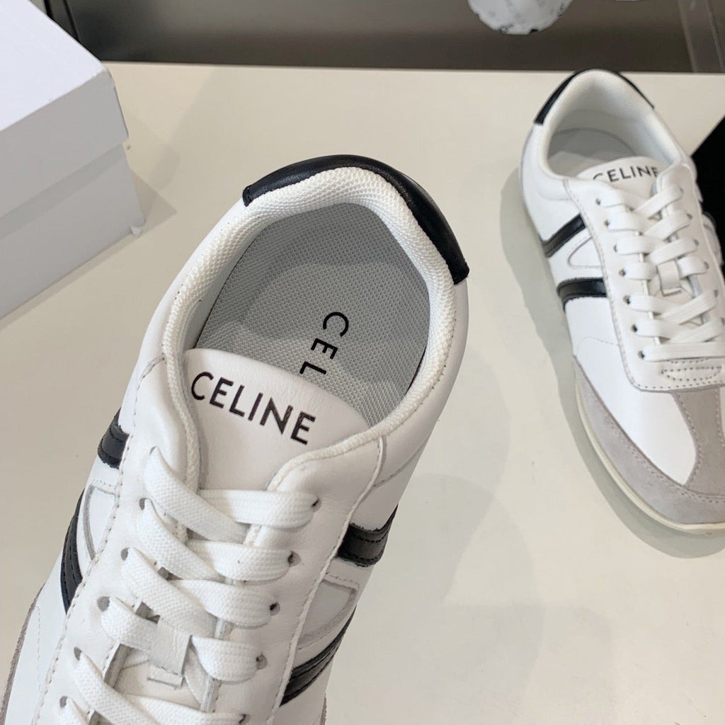 S-Sneakers