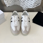 S-Sneakers