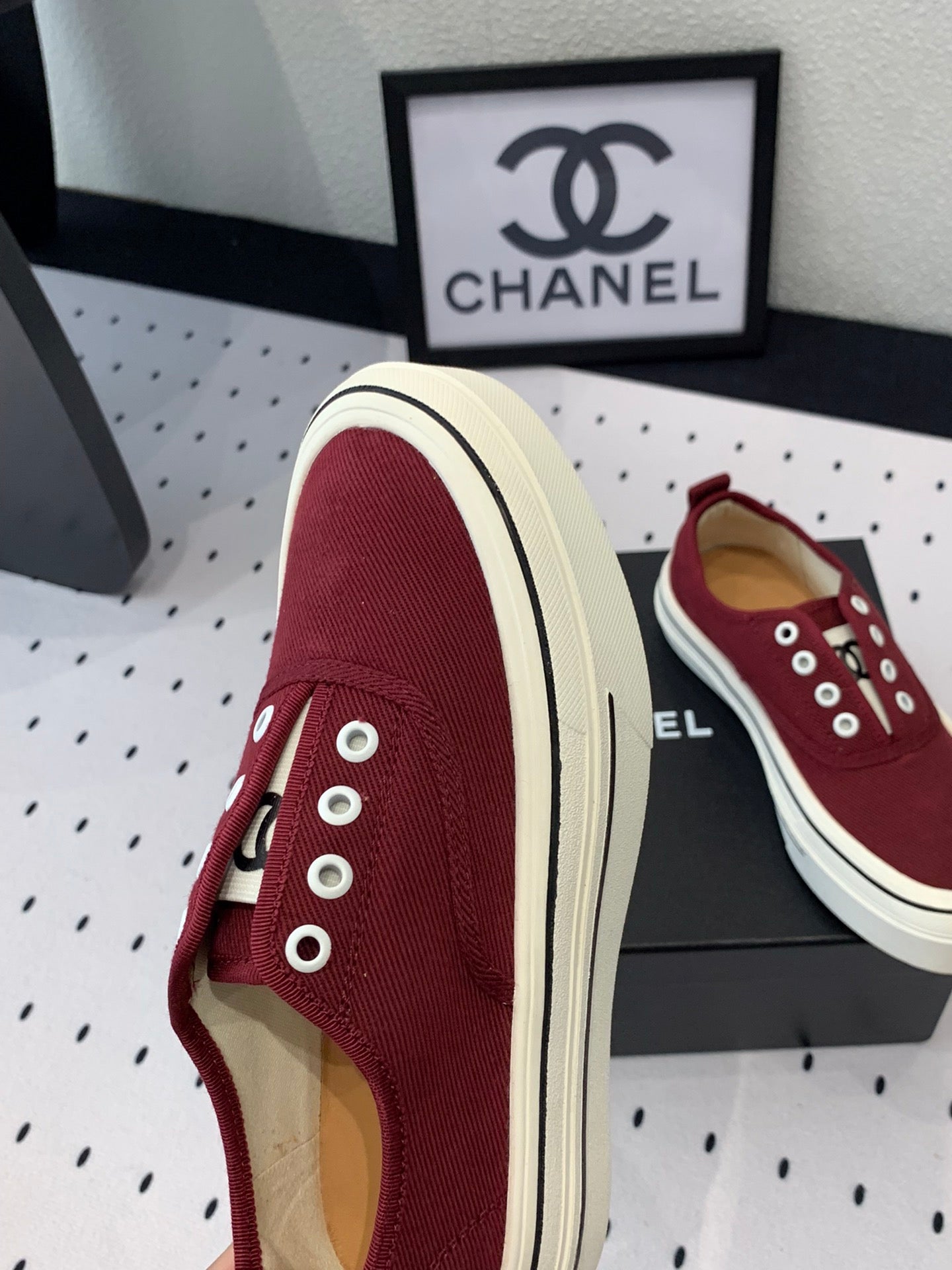 C-Sneakers