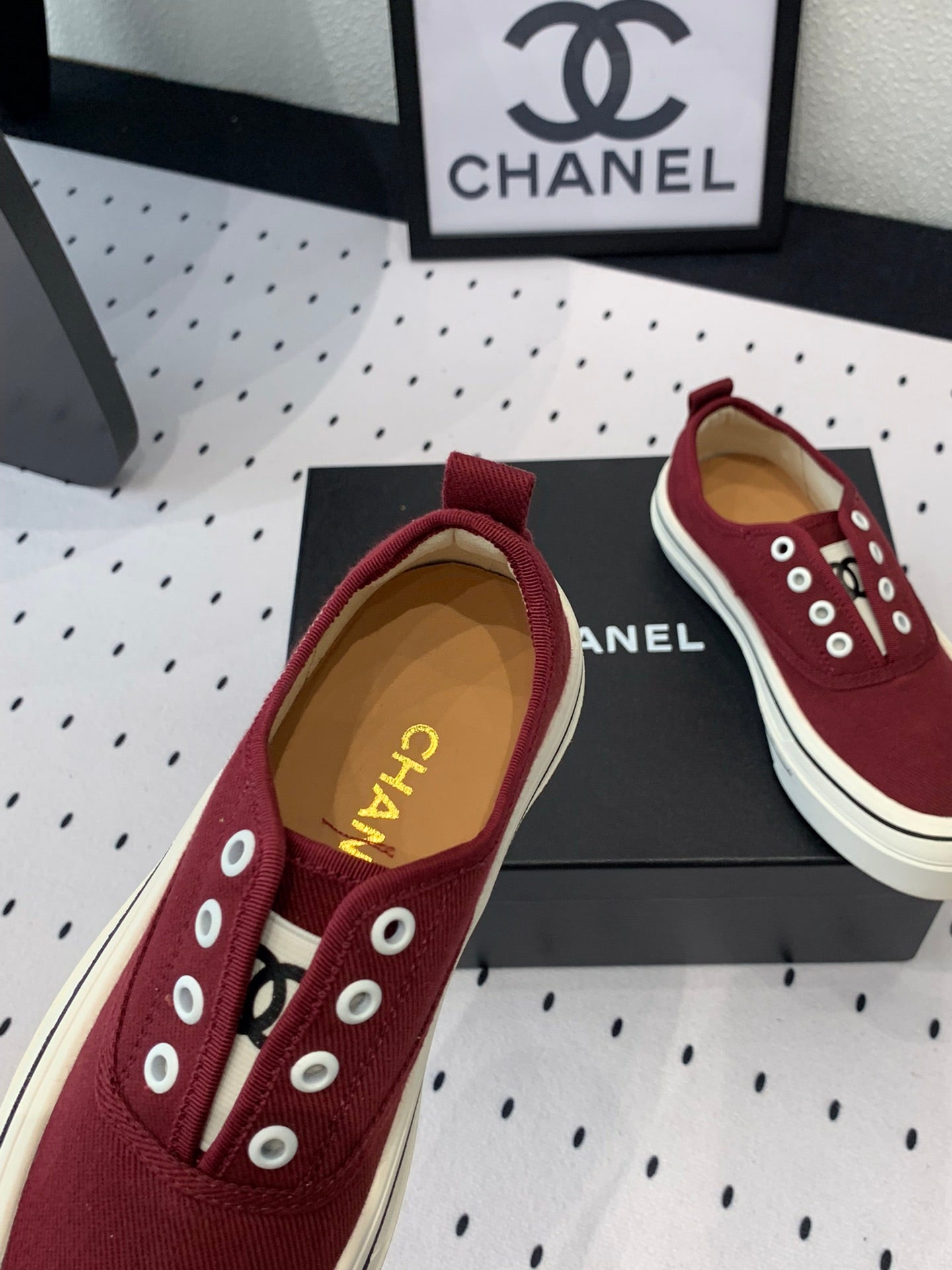 C-Sneakers