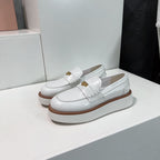 M-Sneakers