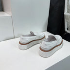 M-Sneakers
