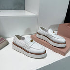 M-Sneakers