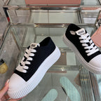M-Sneakers