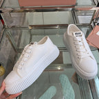 M-Sneakers