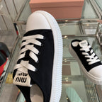 M-Sneakers