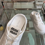 M-Sneakers