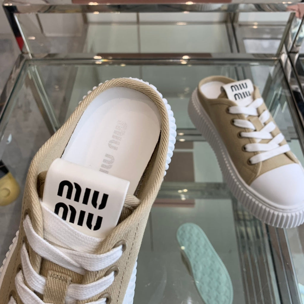 M-Sneakers