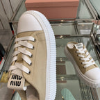 M-Sneakers