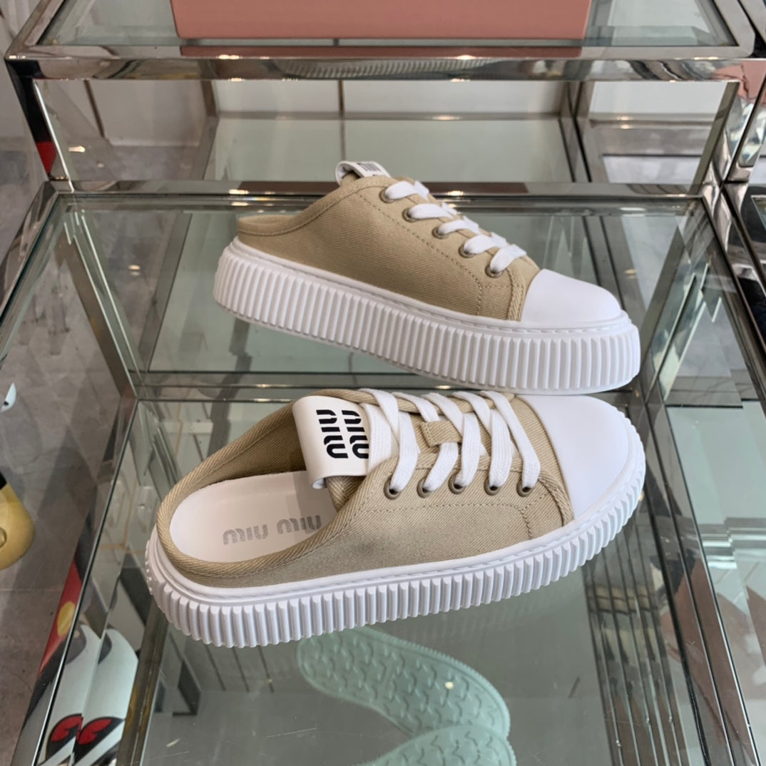 M-Sneakers