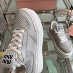 M-Sneakers