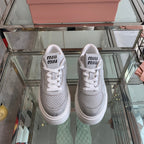 M-Sneakers