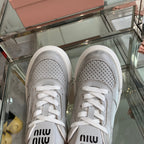 M-Sneakers