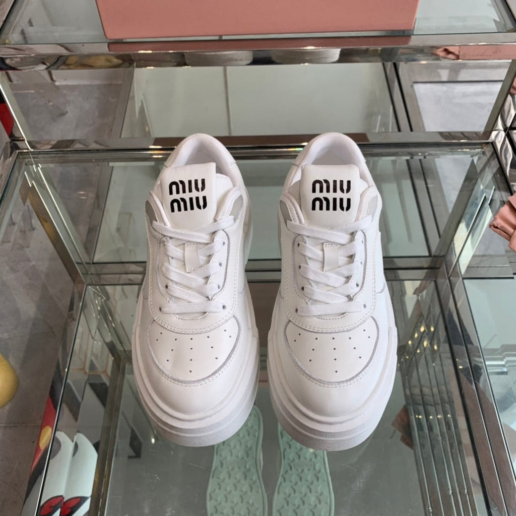 M-Sneakers