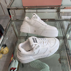 M-Sneakers