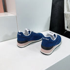 M-Sneakers